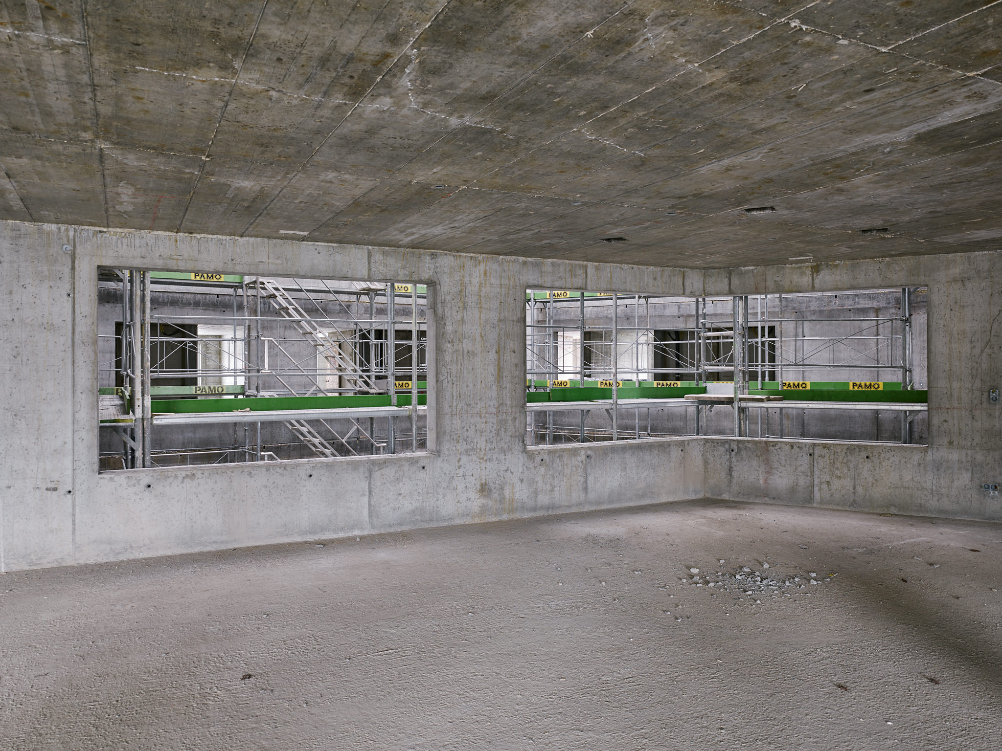 E15541 Alpa 049162 SCREEN